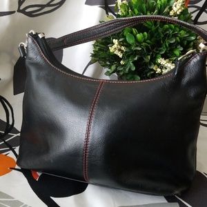 ILI Genuine Black Leather Handbag